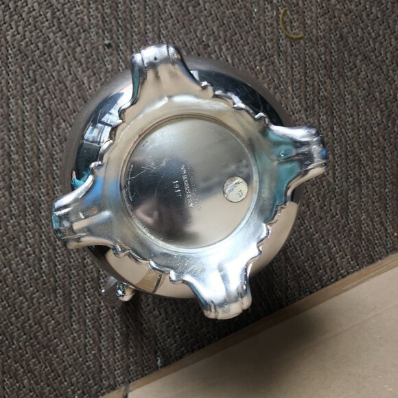 Wm Rogers & Son Heavy Silverplate Water Pitcher Victorian Rose 1917 - Picture 11 of 13